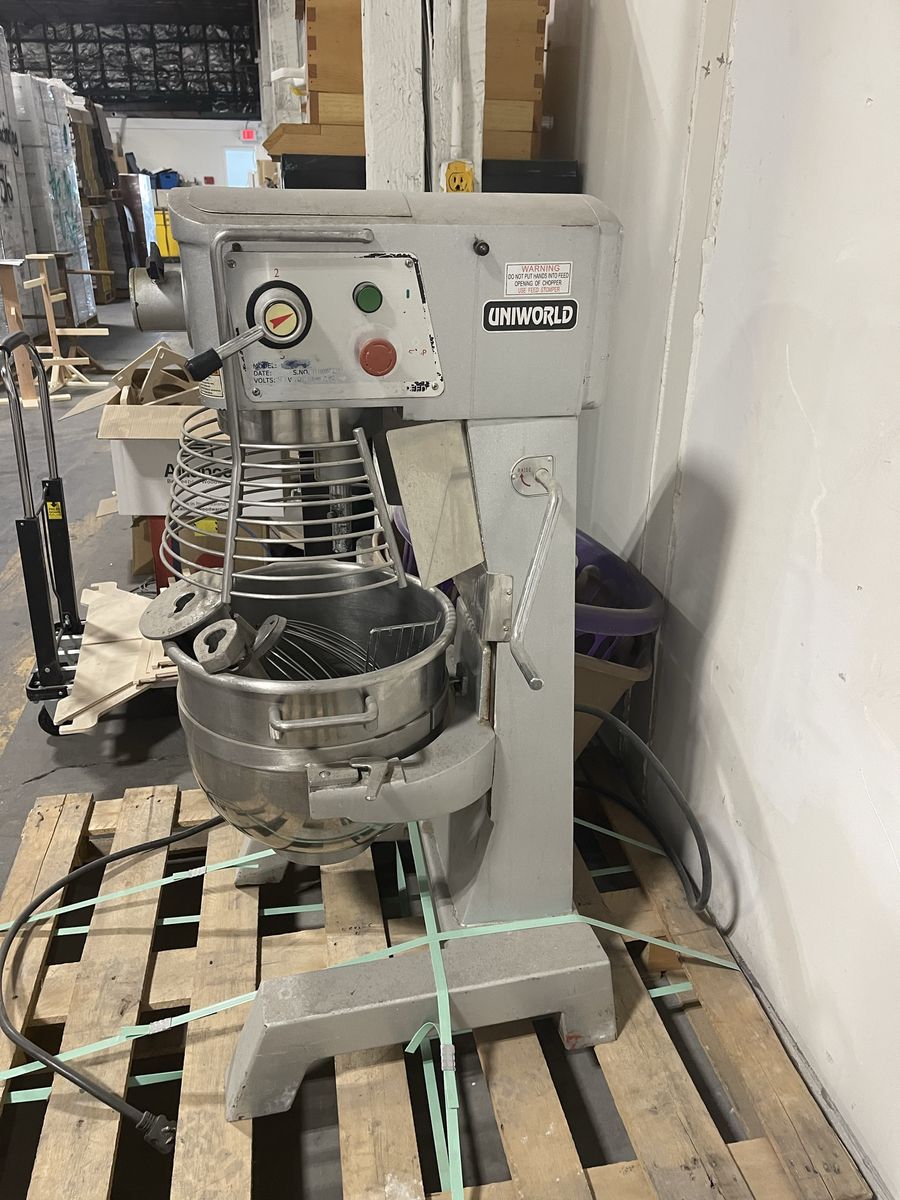 Uniworld - 30 Quart Mixer