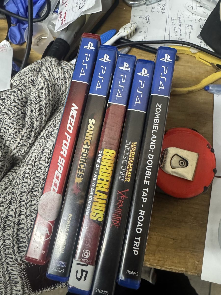 Ps5 with games and 1 new controller