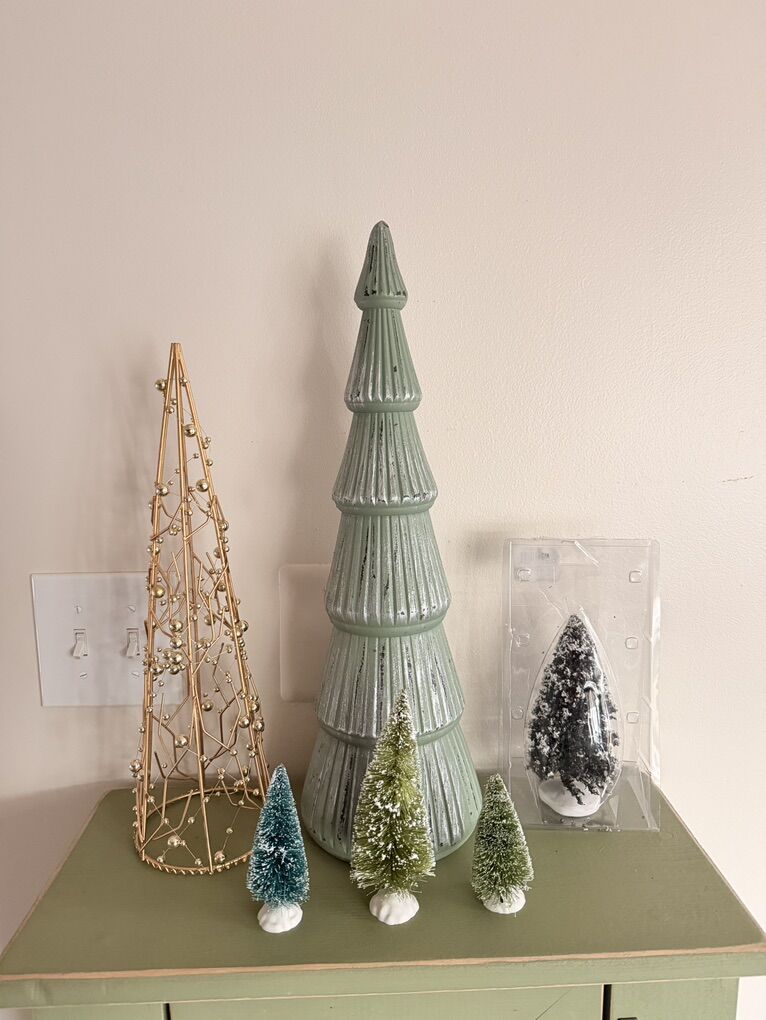 Christmas Tree Decor Lot