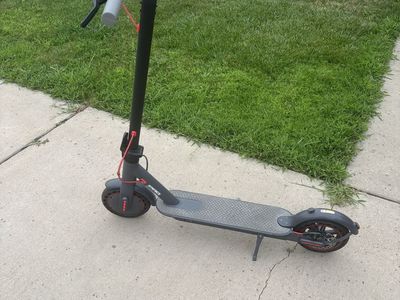 Electric Scooter Pro - Gray