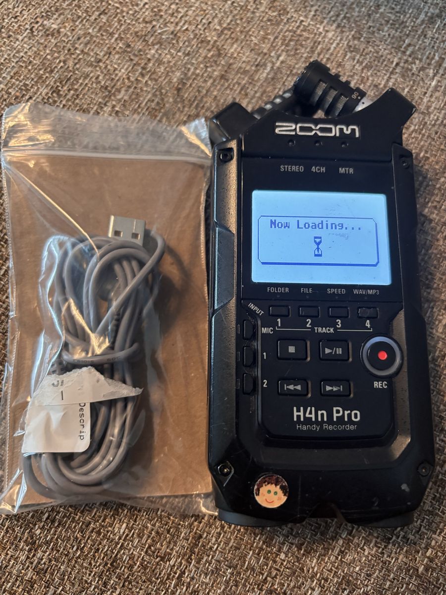 Zoom H4n Pro Handy Recorder With Cords