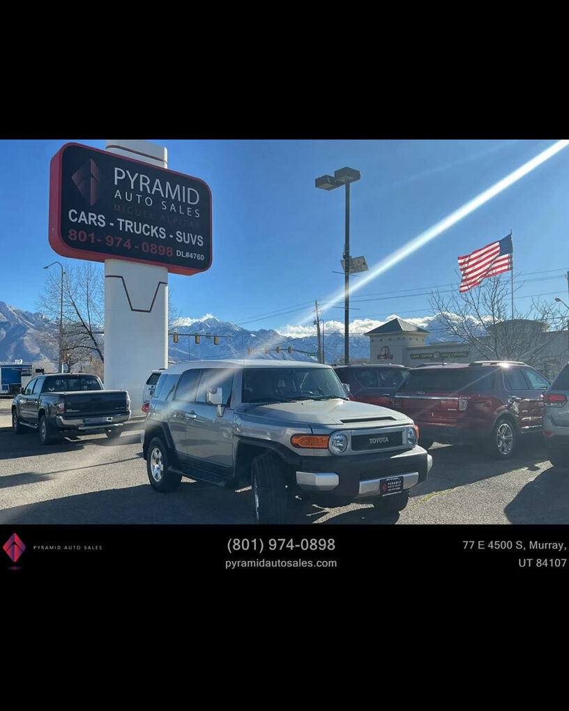 2010 Toyota FJ Cruiser Base