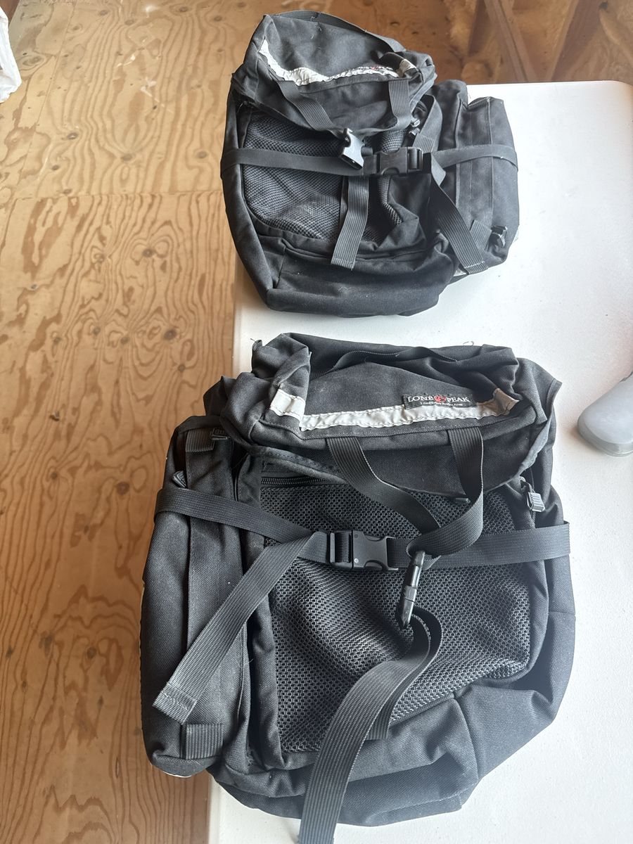 Lone Peak Rear Bicycle Panniers Pair - Black