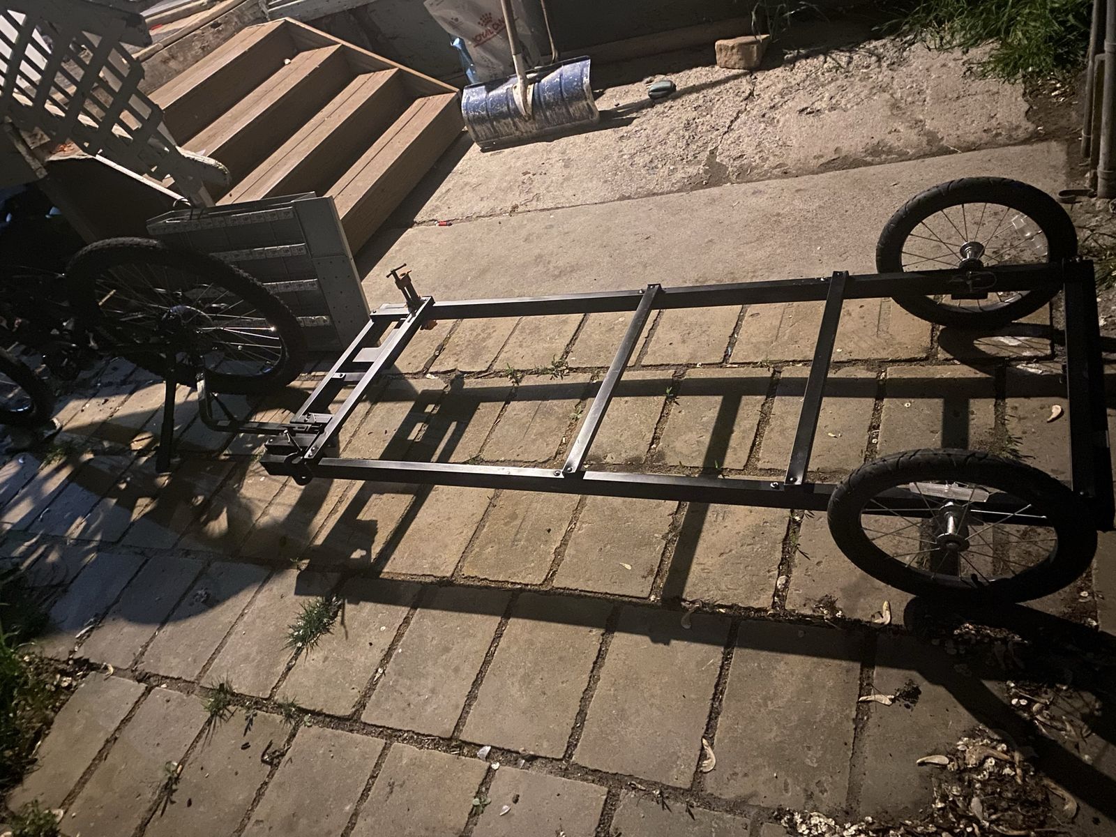 Bike cart hauling flat bed