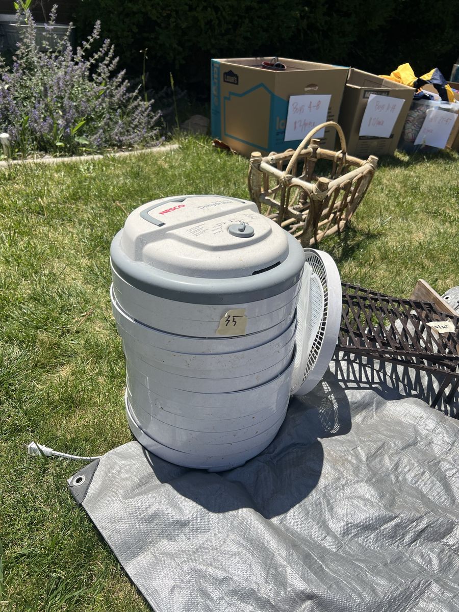 Nesco Food Dehydrator