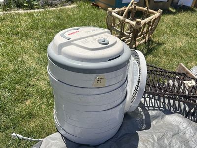 Nesco Food Dehydrator