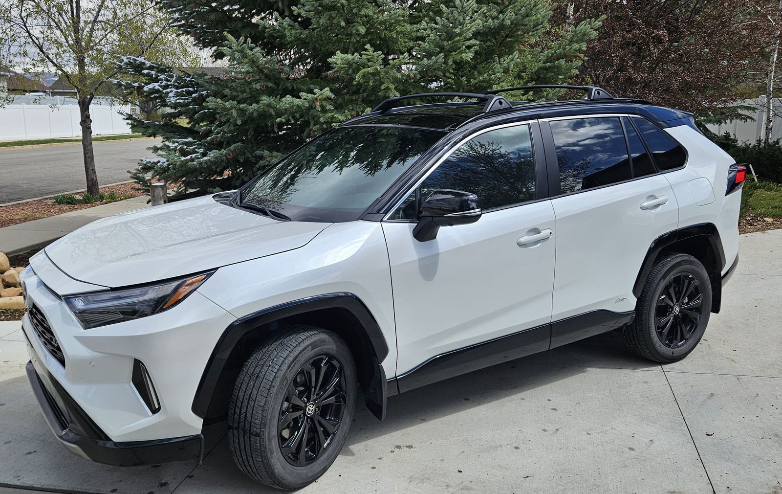 2023 Toyota RAV4 XSE