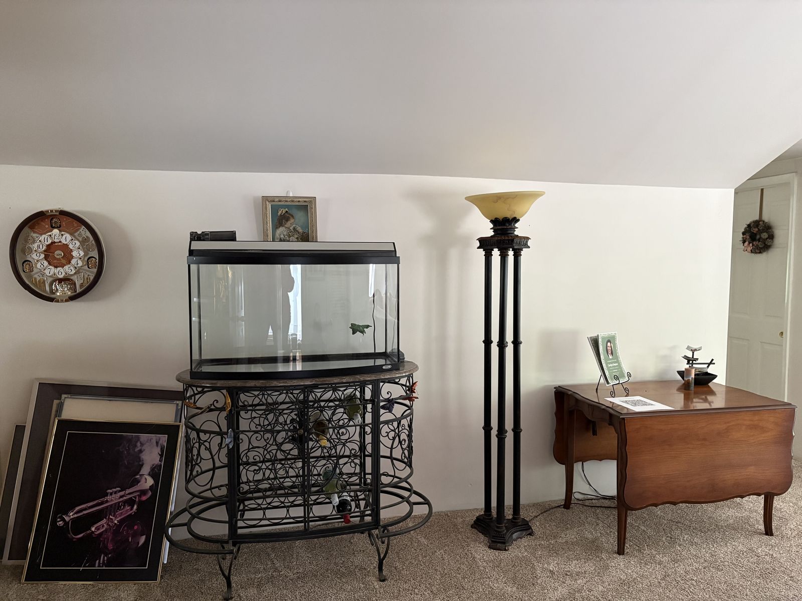 Main image 6