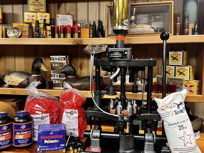 SHOTGUN SHELL LOADER