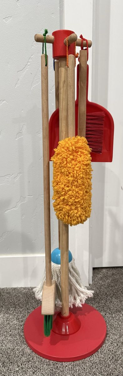 Melissa & Doug Wooden Cleaning Set with Stand - Play Housekeeping Dustpan, Mop, Duster, Broom