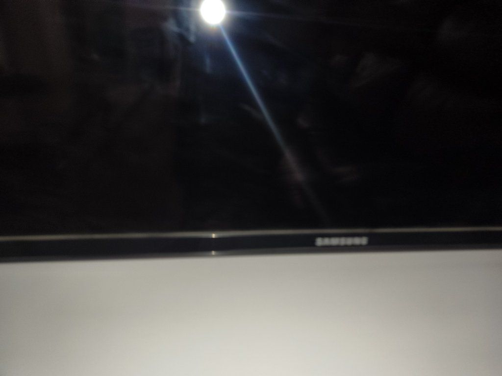 Samsung 43-inch Smart TV with HDMI and USB Ports