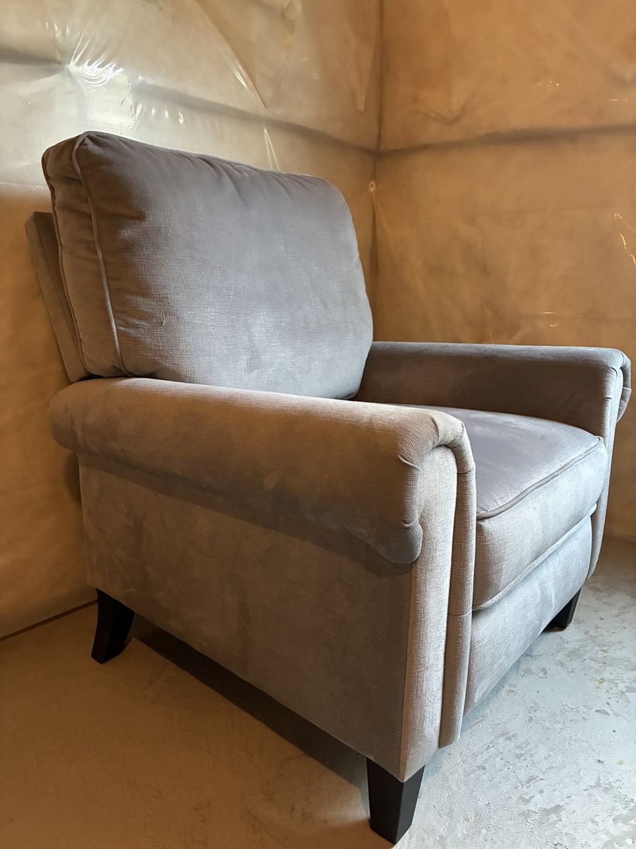 Abbyson Gray Arm Chair Recliner