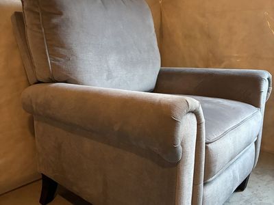 Abbyson Gray Arm Chair Recliner
