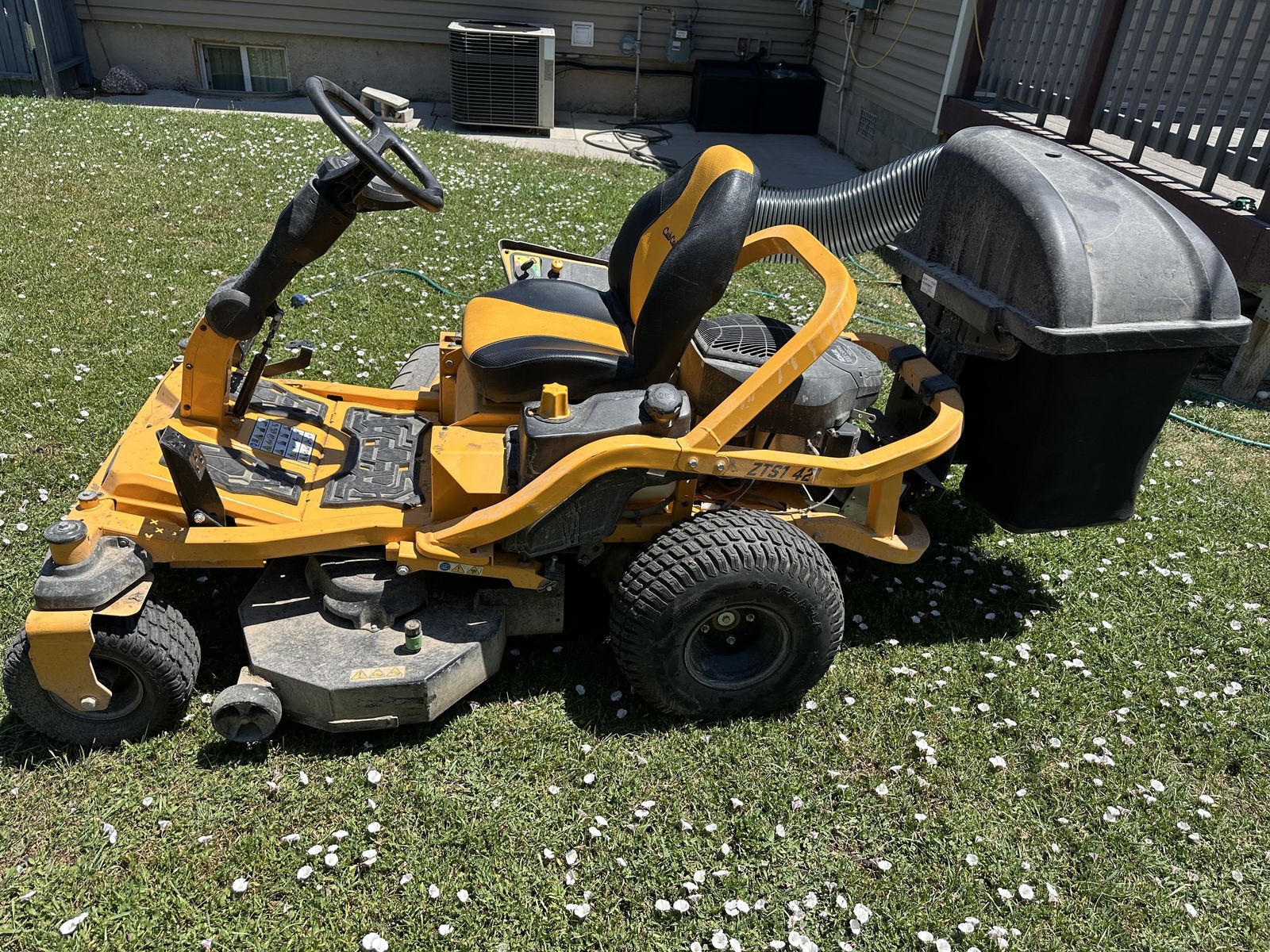Cub Cadet Zero Turn Mower