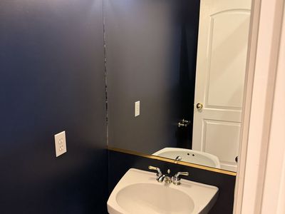 3 KOHLER Toilets AND Sink