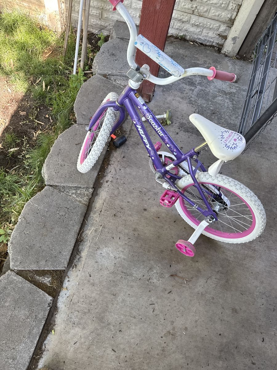 Girls bike
