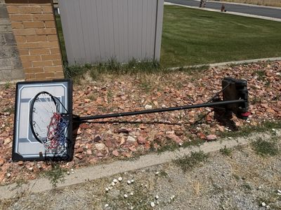 Free Basketball hoop