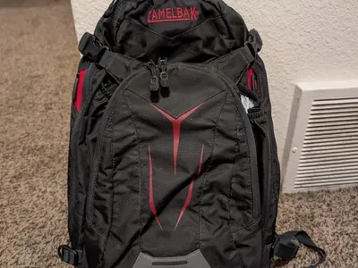 Camelbak M.U.L.E. Hydration Backpack Black/Red