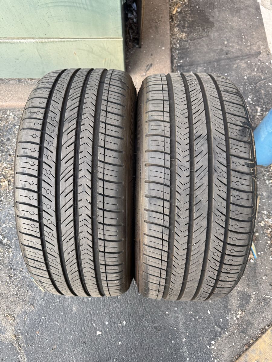 Pair used Michelin Pilot Sport All Season Tires - 255/35R21 Used Tesla 255 35 21