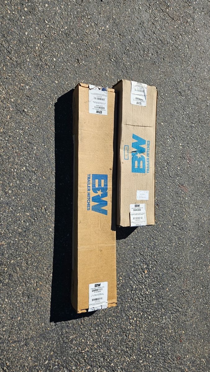 B&W Ford gooseneck hitch