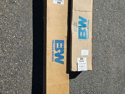 B&W Ford gooseneck hitch