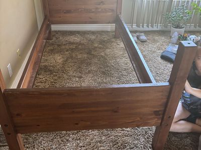 Solid wood bunk beds