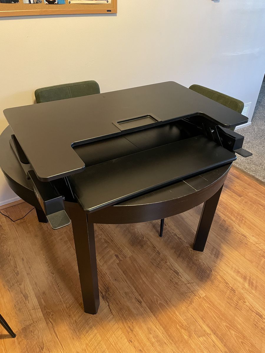 Standing Desk (Vivo)