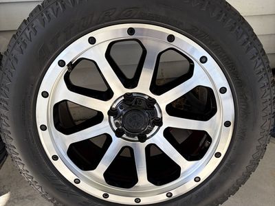 Set Of (4) Used American Outlaw Gunslinger Wheels