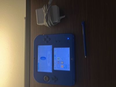 Nintendo 2DS Handheld Console Blue - Includes Stylus and Charger