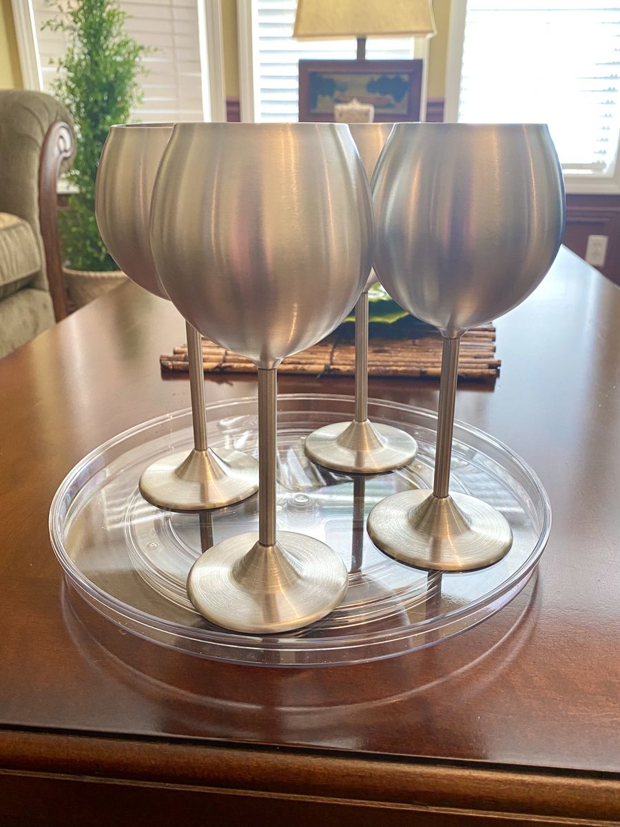 Gorgeous Modern Innovations Set of 4 Stainless Steel Wine Goblets - 18/8 Stem Glasses 18oz