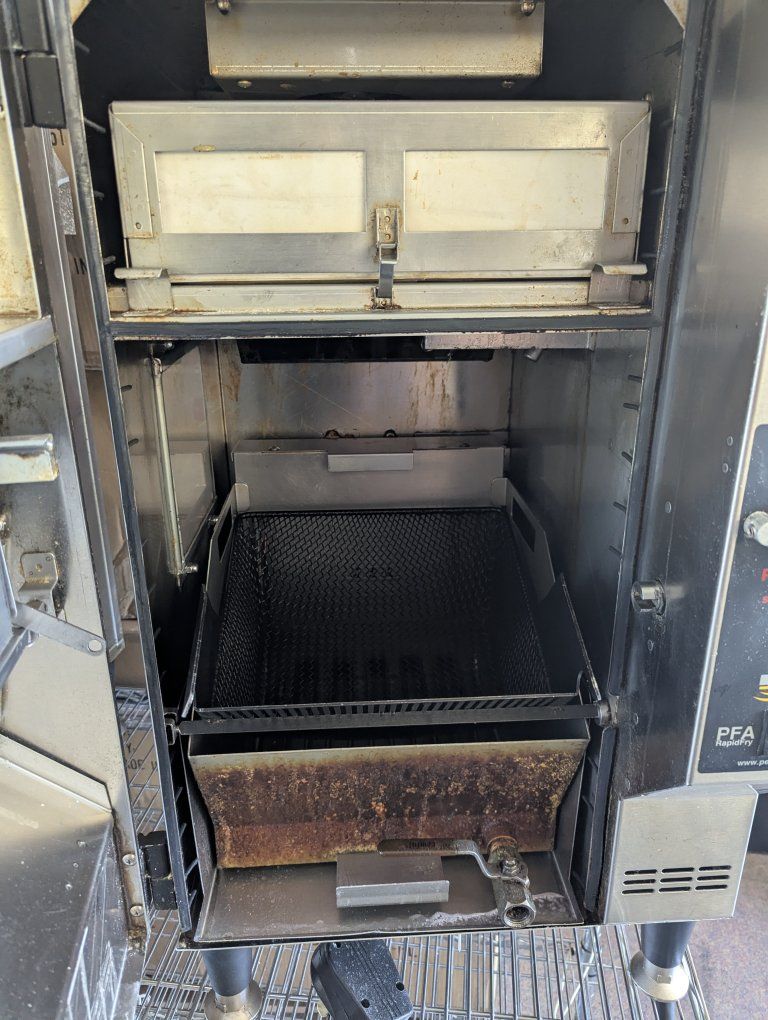 Main image 4