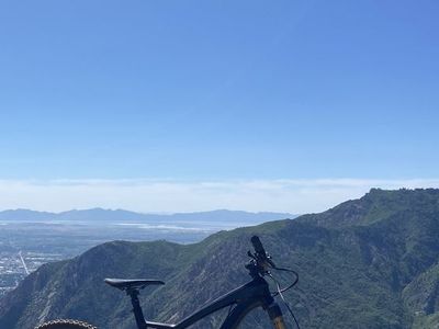 2019 YT Capra Cf Pro