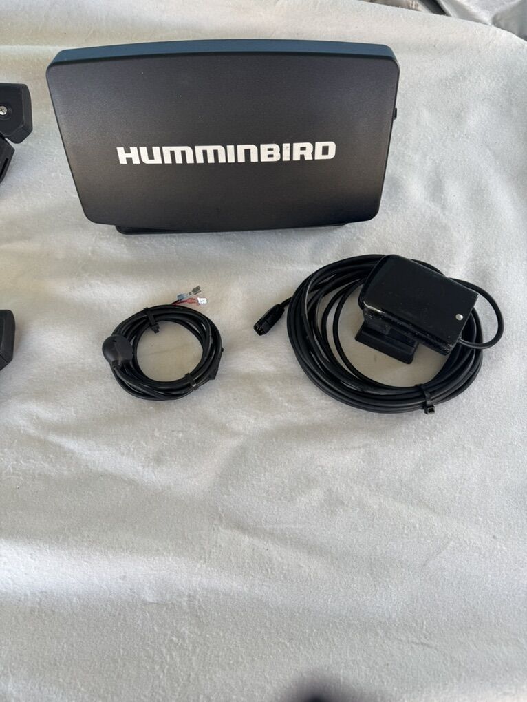 Hummingbird 899ci HD fish finder!