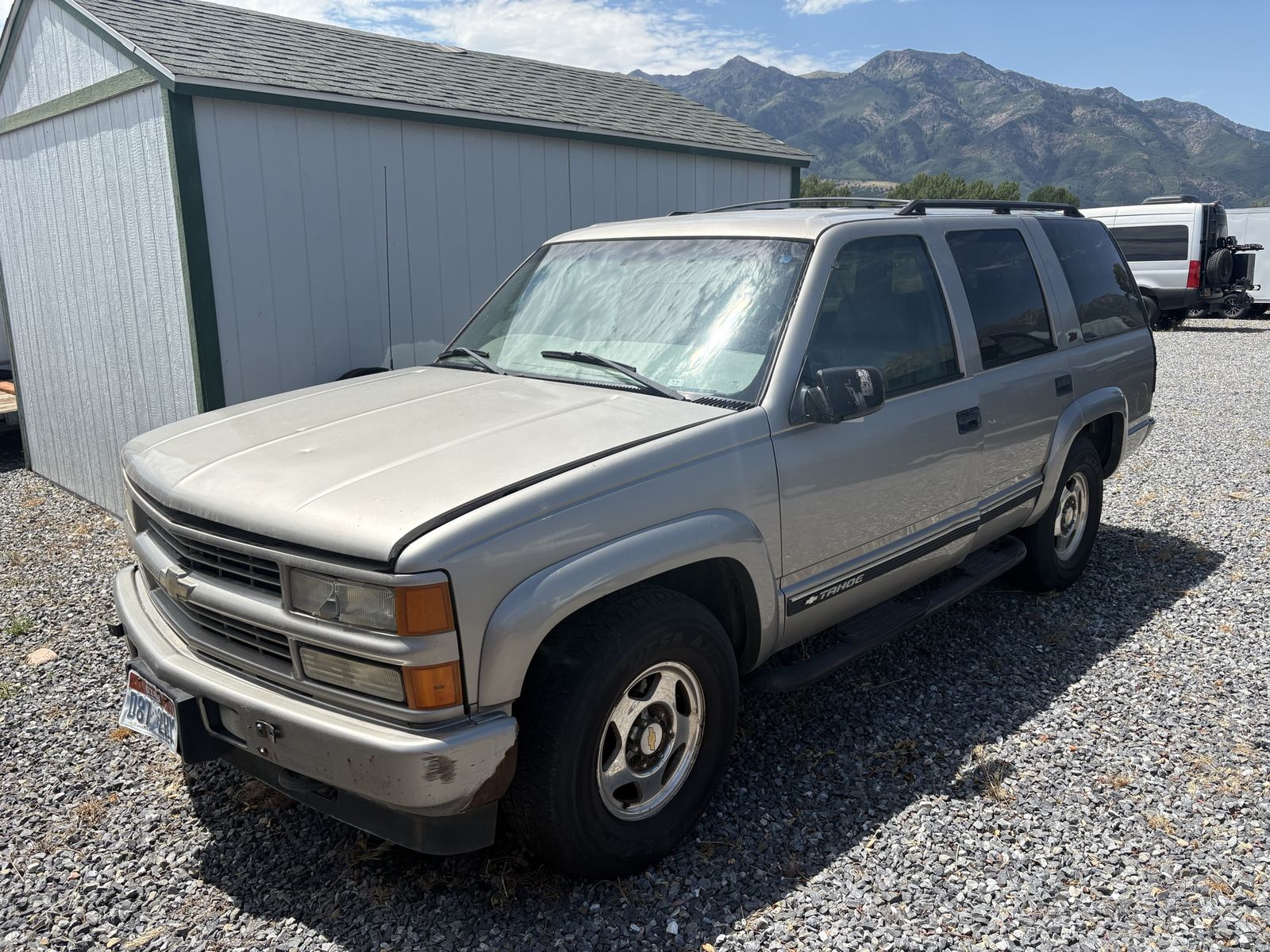 Parting out 2000 Z 71 Tahoe