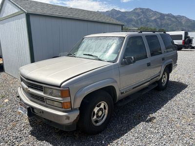 Parting out 2000 Z 71 Tahoe