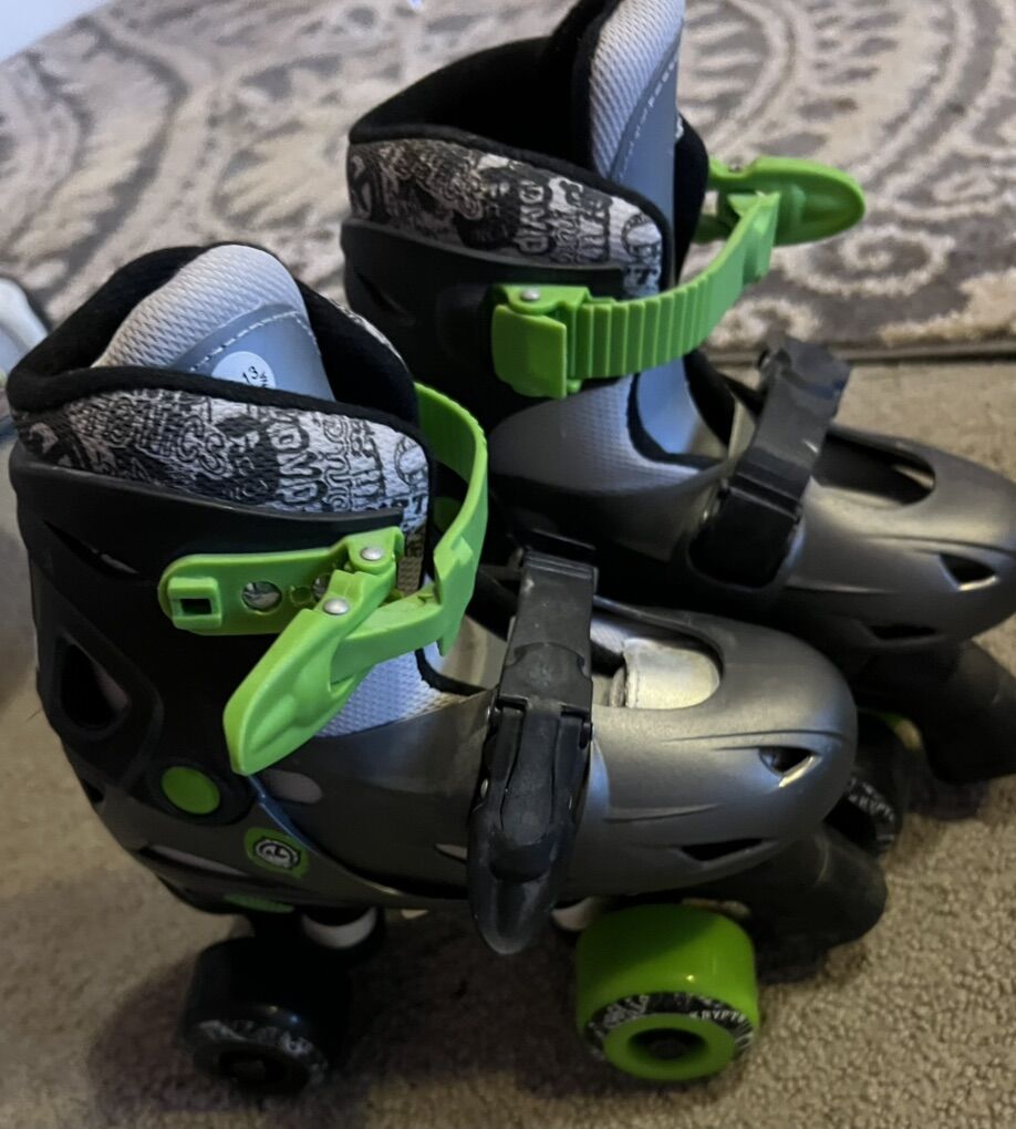 Nice Kids Roller Skates Adjustable Size 10-13