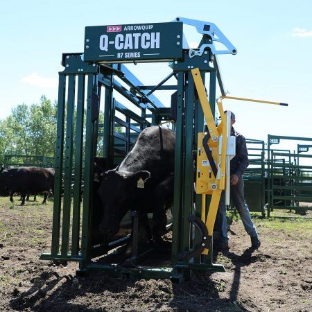 Arrowquip 87C Portable Corral with Squeeze Chute