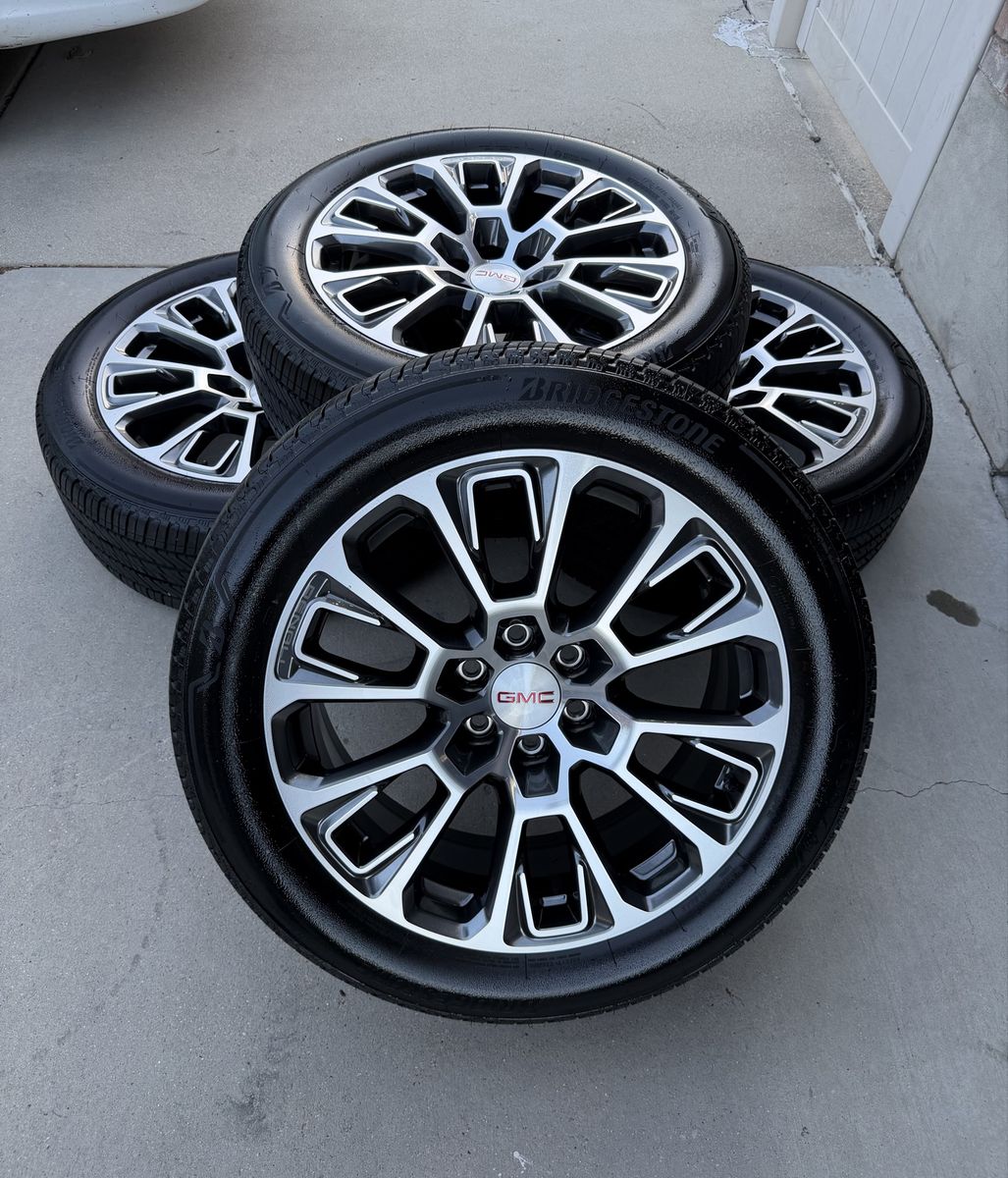 New 2026 gmc Denali Yukon wheels and tires