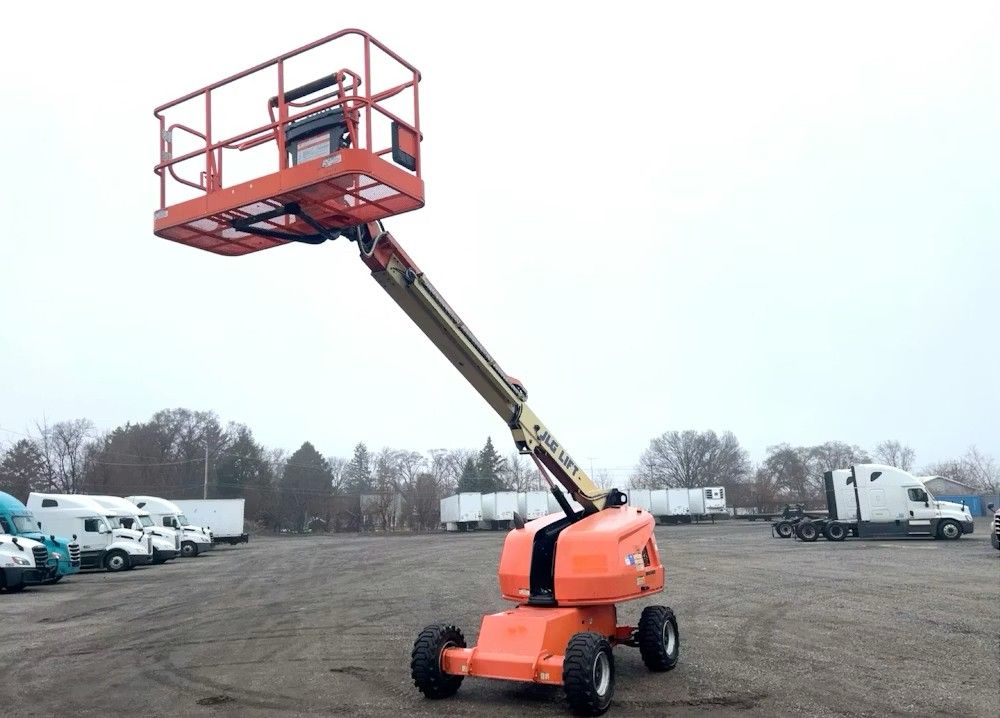 2016 JLG 400S Boom Lift