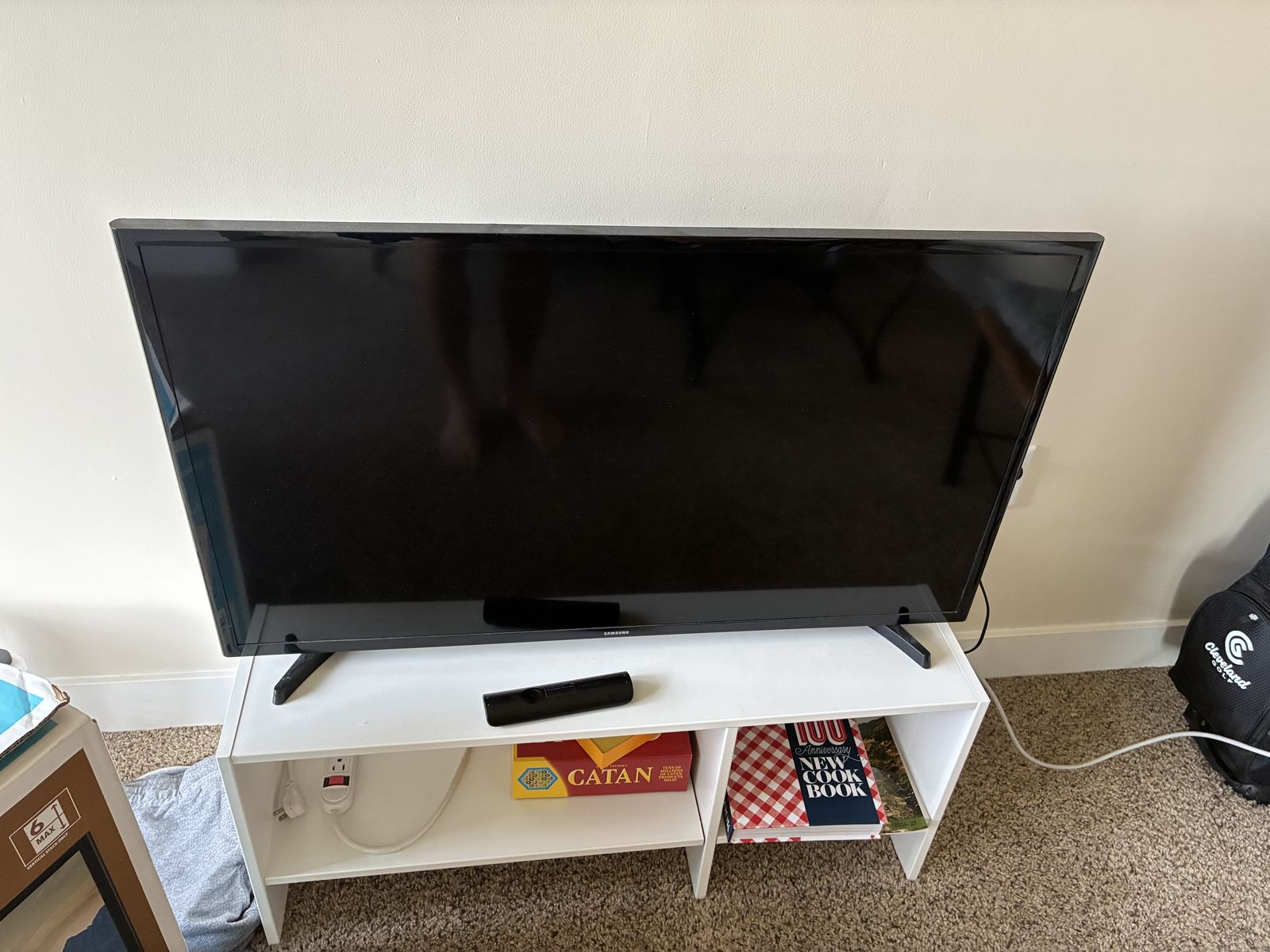 Tv stand