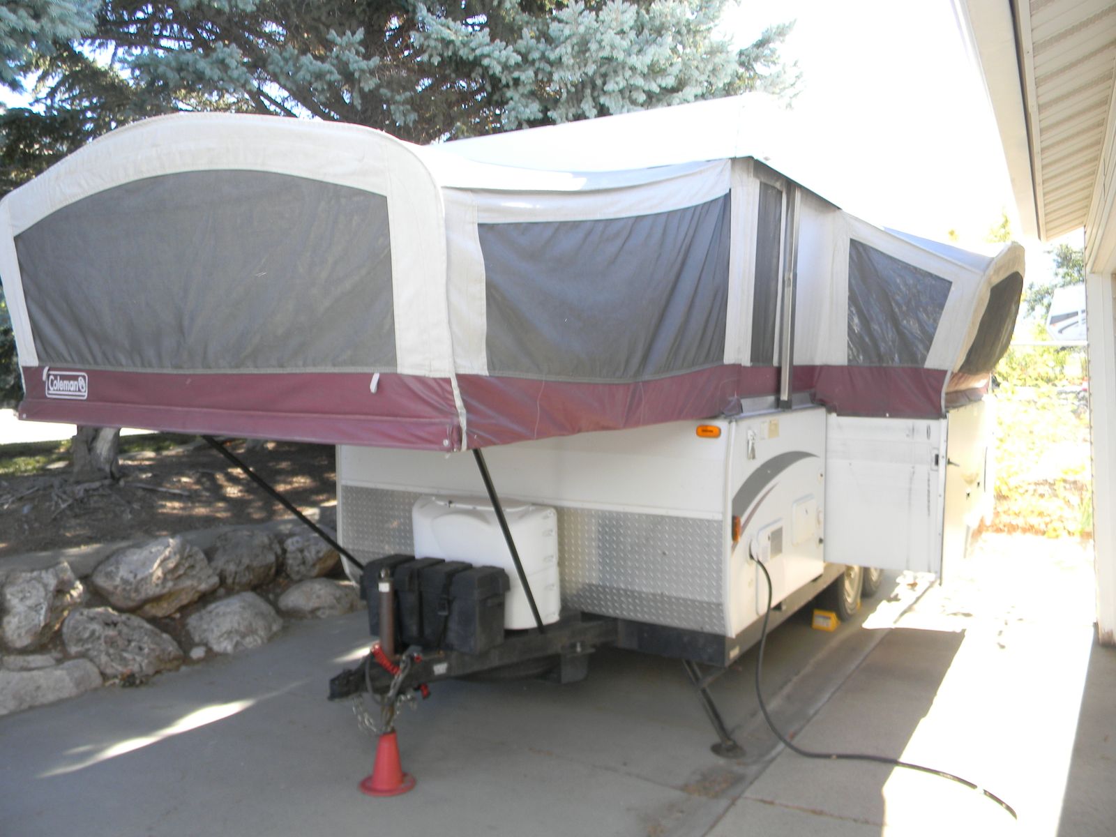 2010 Coleman Highlander Avalon Popup Trailer