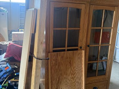 Entertainment center