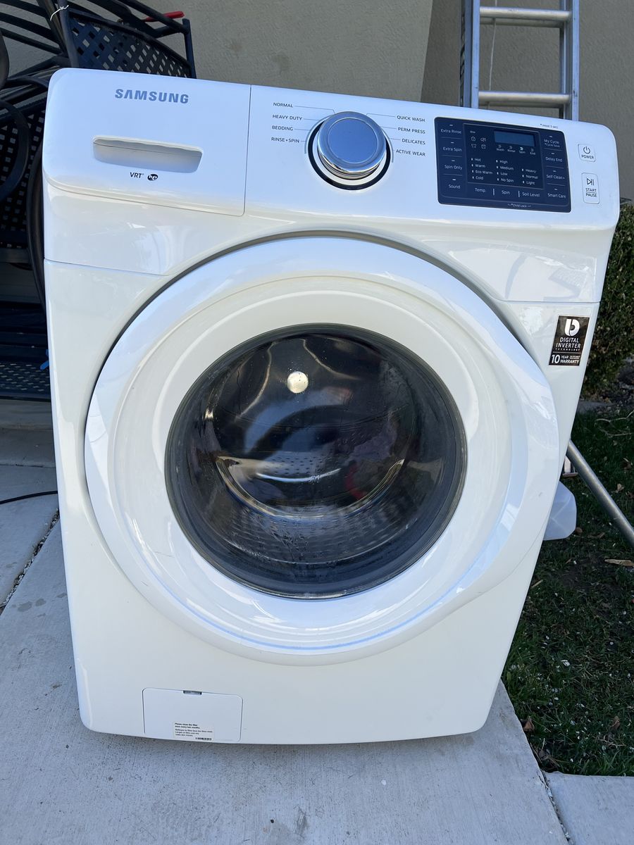 Samsung front load washer. Works perfectly