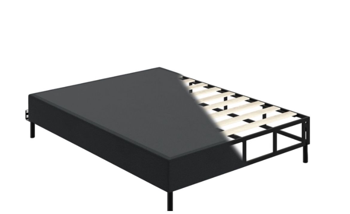 NEW ZINUS QUEEN METAL BED FRAME