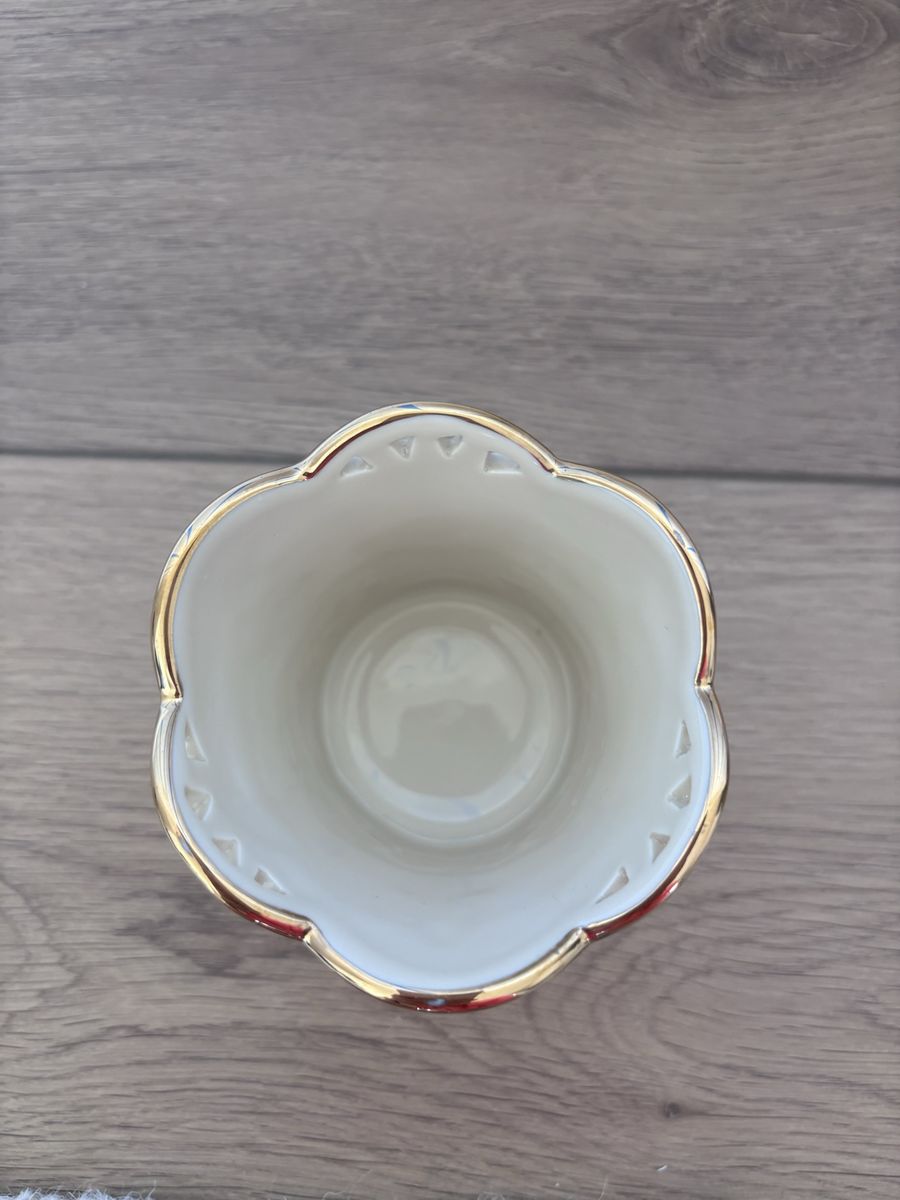 Main image 4