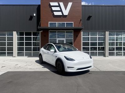 2023 Tesla Model Y Long Range