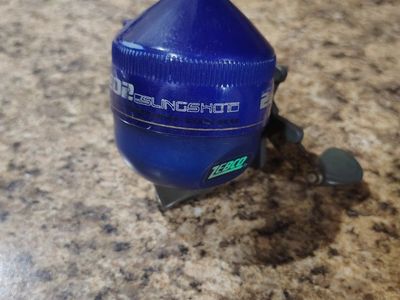 Zebco 202 Slingshot Spincast Reel - Blue, Model 202SL