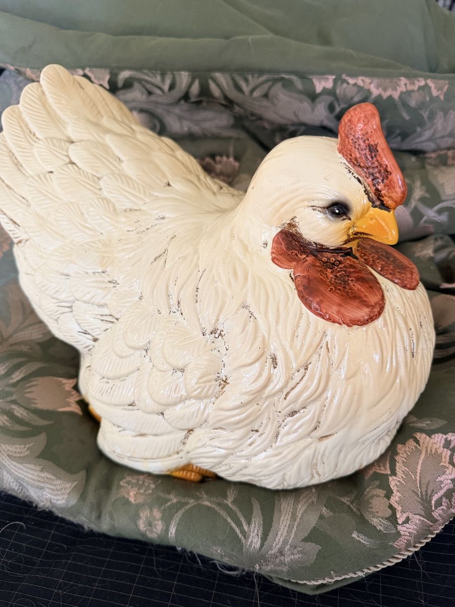 Gorgeous Roosting Hen Home Decor