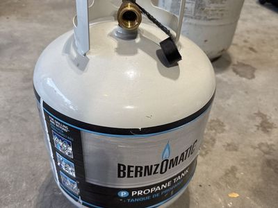 BernzOmatic 20lb Propane Tank - Refillable & Portable for Grilling & More