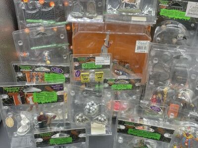 Lemax Spooky Town Halloween Decorations